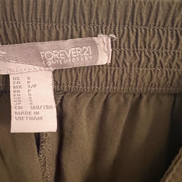 FOREVER 21 Women’s Olive Green Midi Skirt - Picture 3 of 5